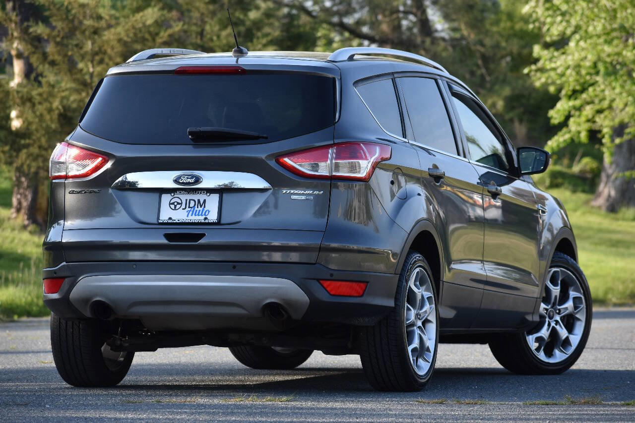 Used 2016 Ford Escape Titanium image 5