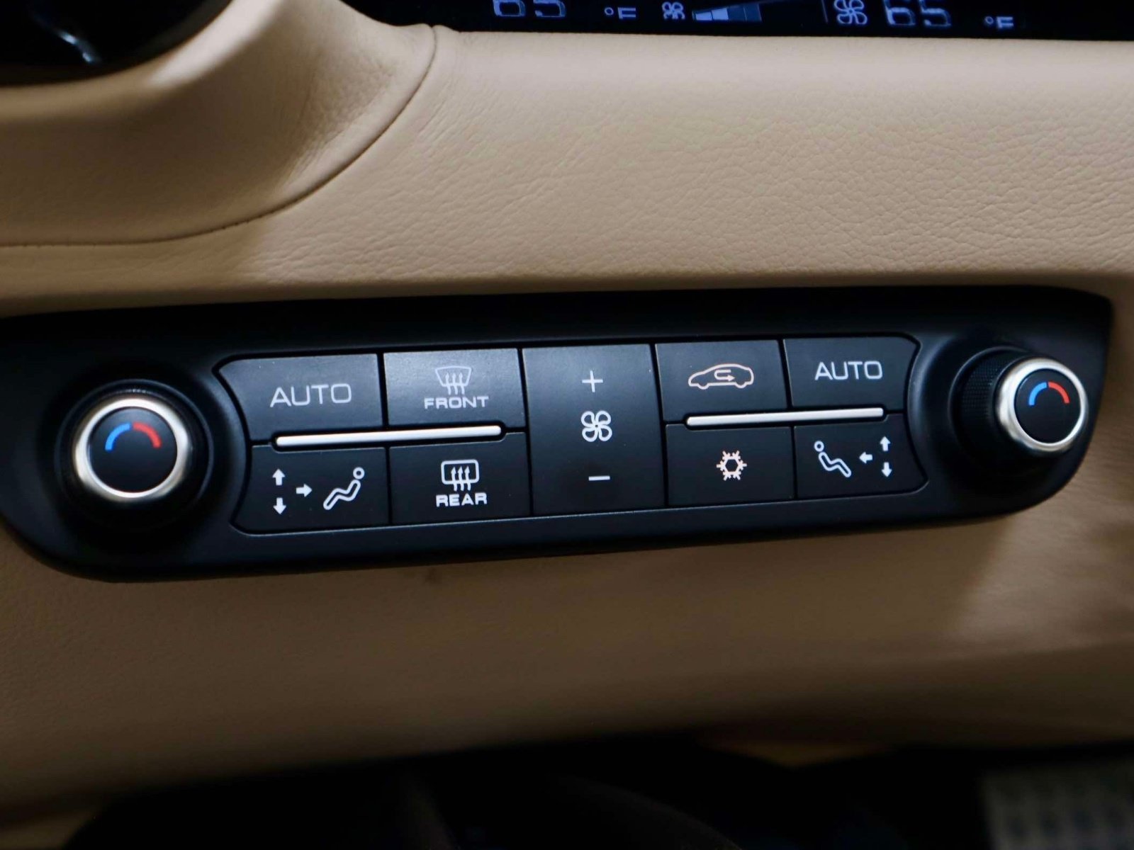 Certified 2023 Ferrari 812 GTS RWD image 31