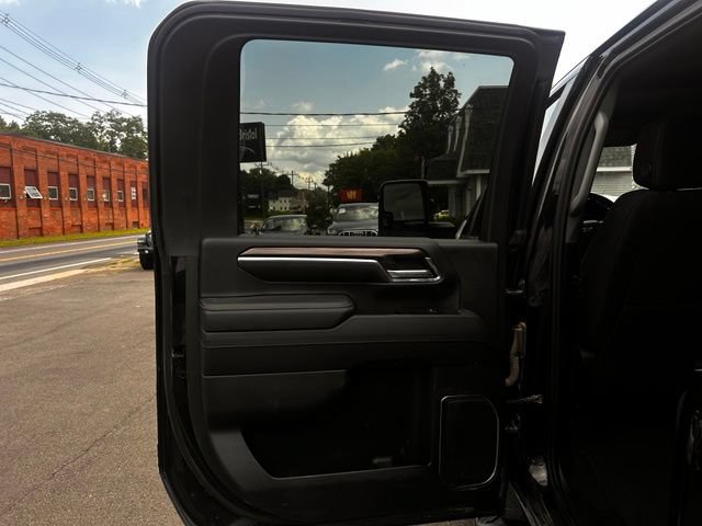 Used 2024 Chevrolet Silverado 2500 LT w/ Midnight Edition AWD/4WD image 12