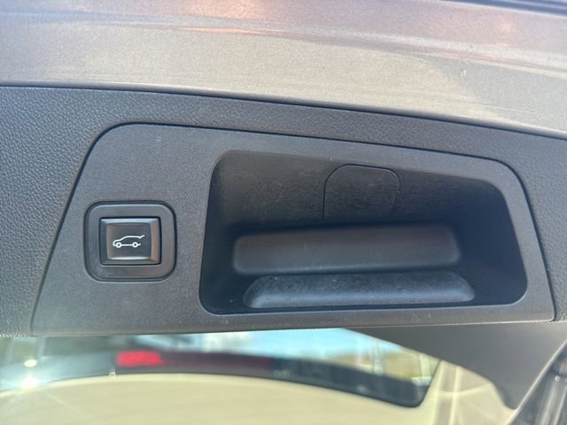 Used 2019 Buick Envision Premium AWD/4WD image 32