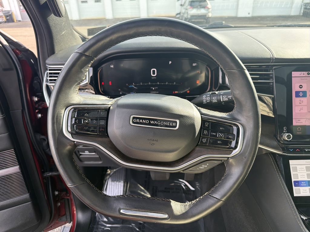 Used 2022 Jeep Grand Wagoneer Series I AWD/4WD image 3