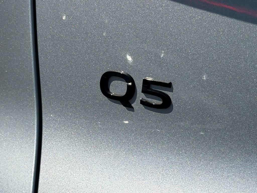 Used 2025 Audi Q5 Premium w/ Convenience Package AWD/4WD image 28