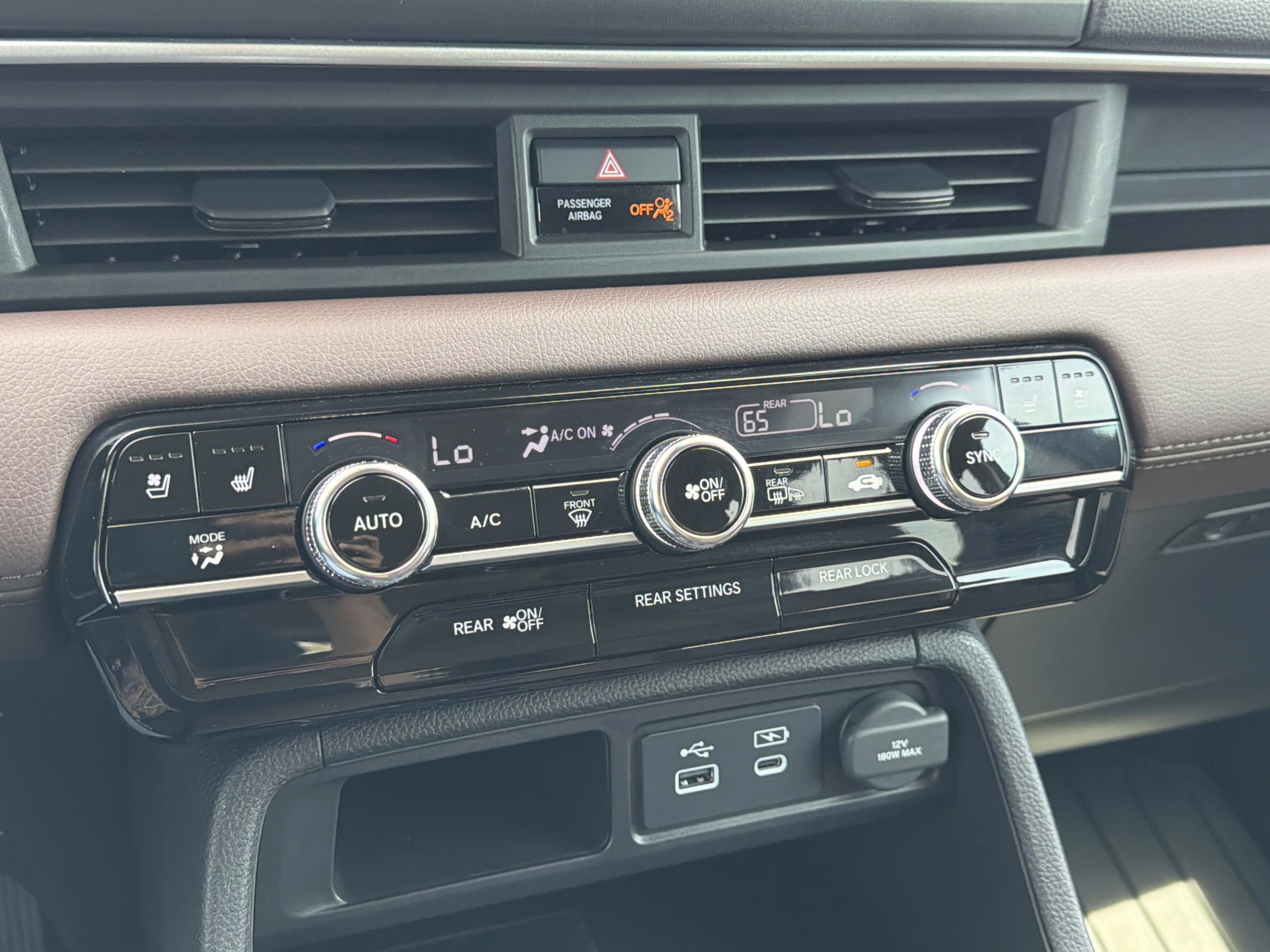 Certified 2024 Honda Pilot Elite image 12