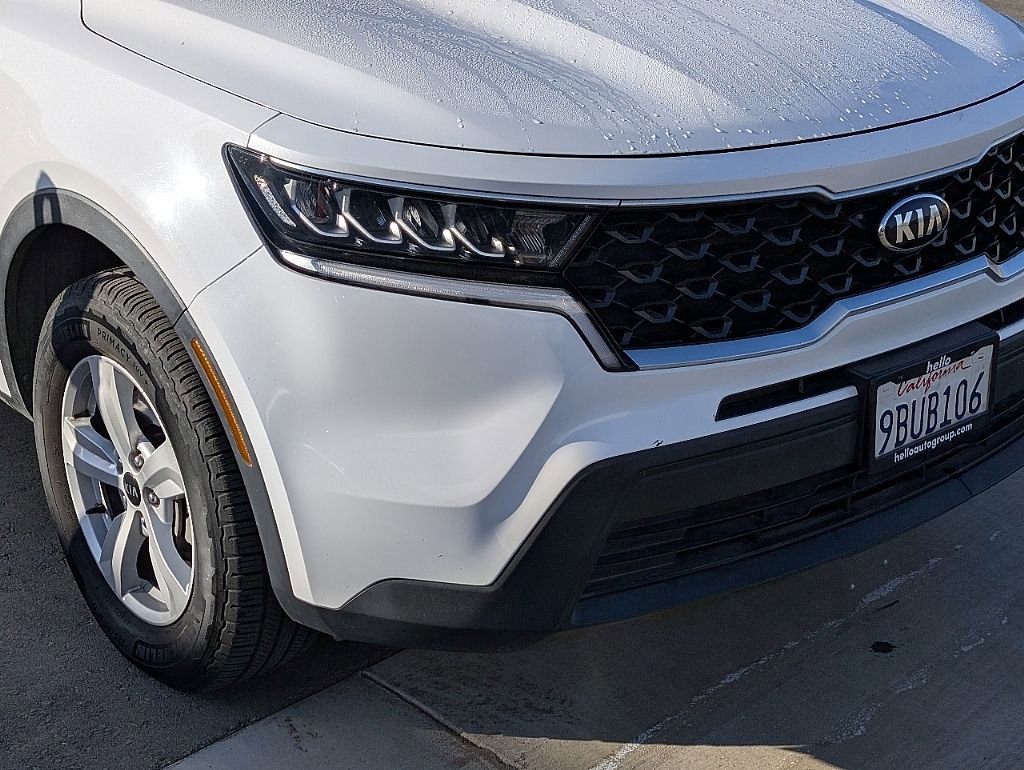 Used 2021 Kia Sorento LX image 15