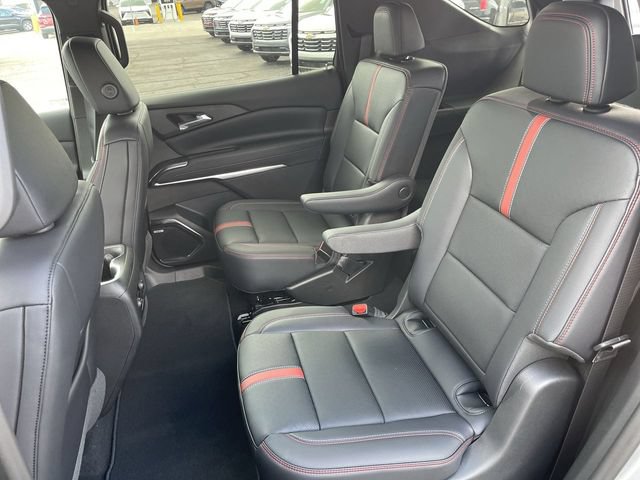 New 2026 Chevrolet Traverse RS w/ LPO, Floor Liner Package AWD/4WD image 23