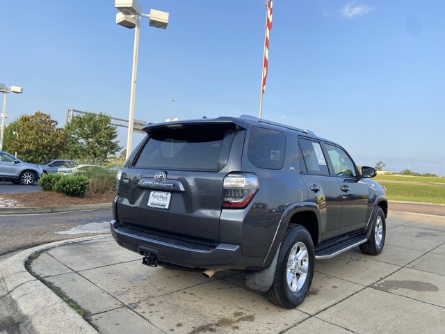 Used 2016 Toyota 4Runner SR5 Premium RWD image 11