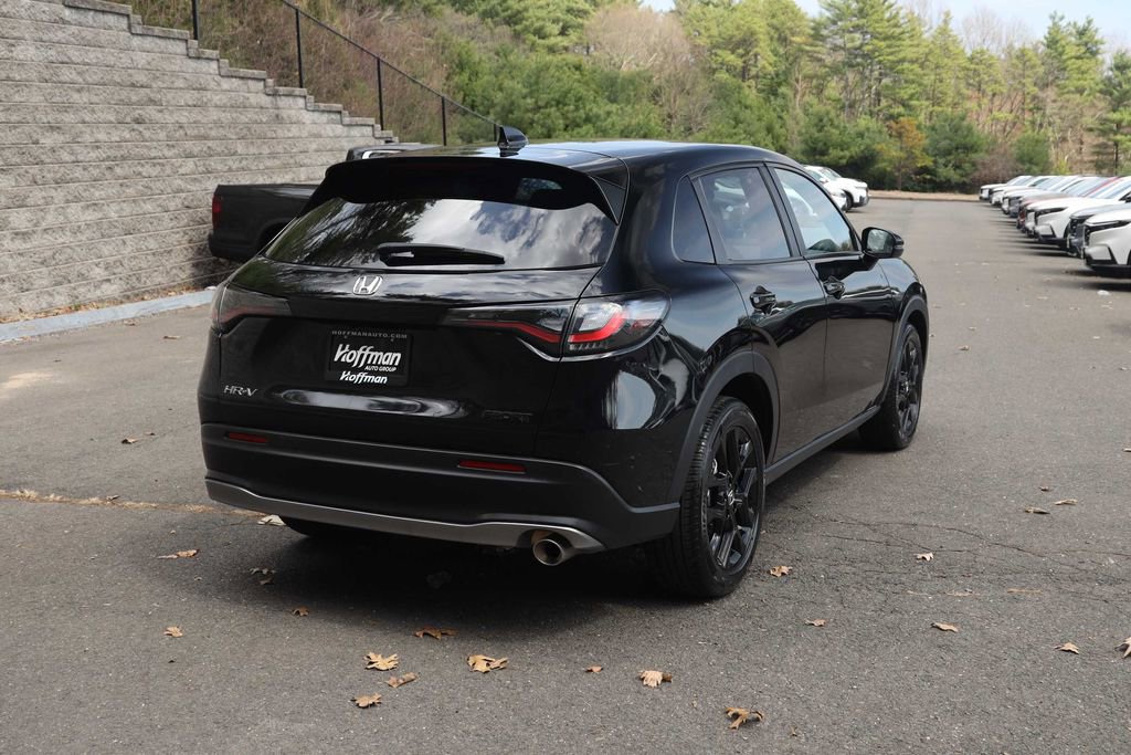 Used 2025 Honda HR-V Sport image 5