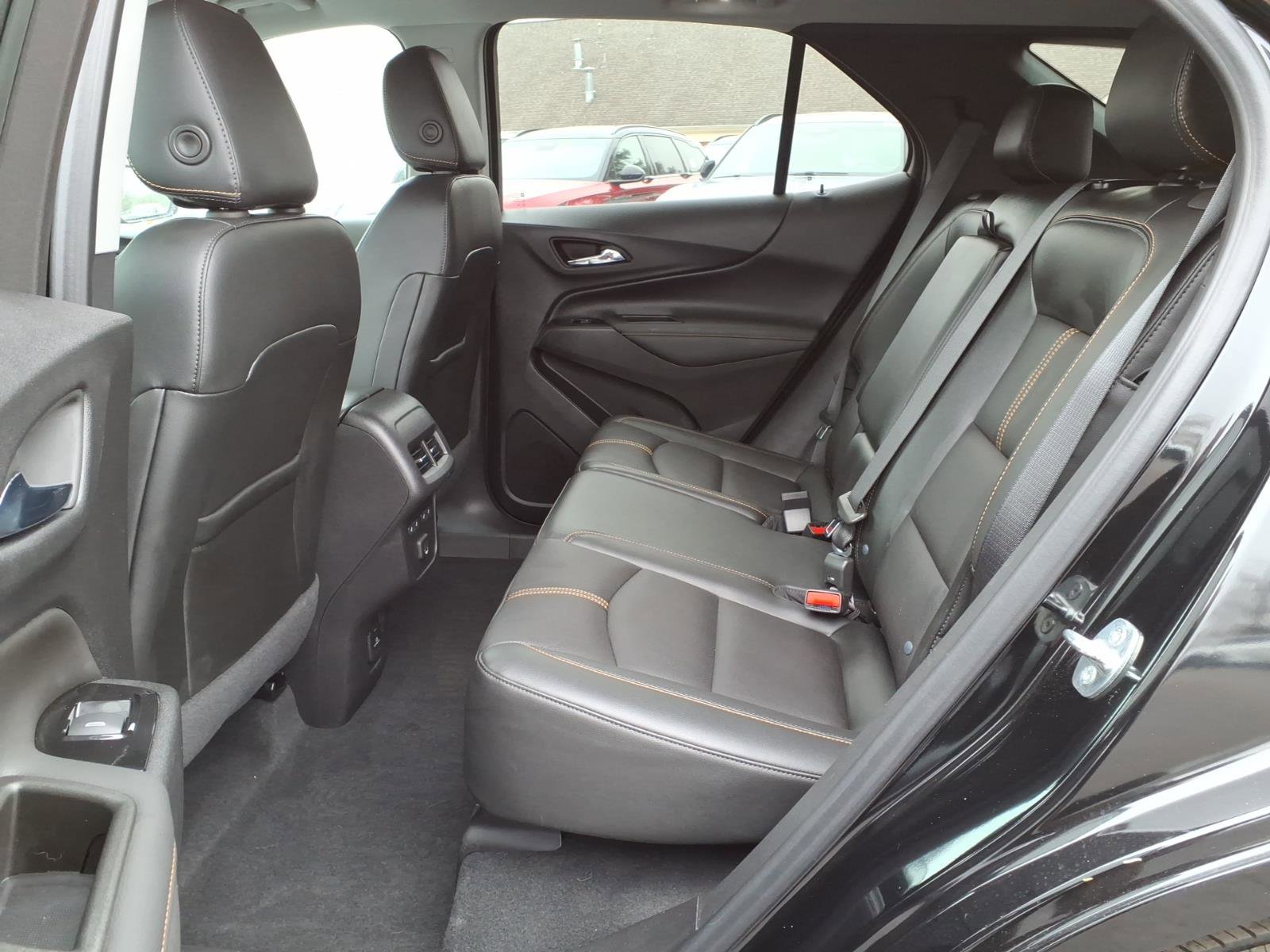 Used 2023 Chevrolet Equinox Premier image 25