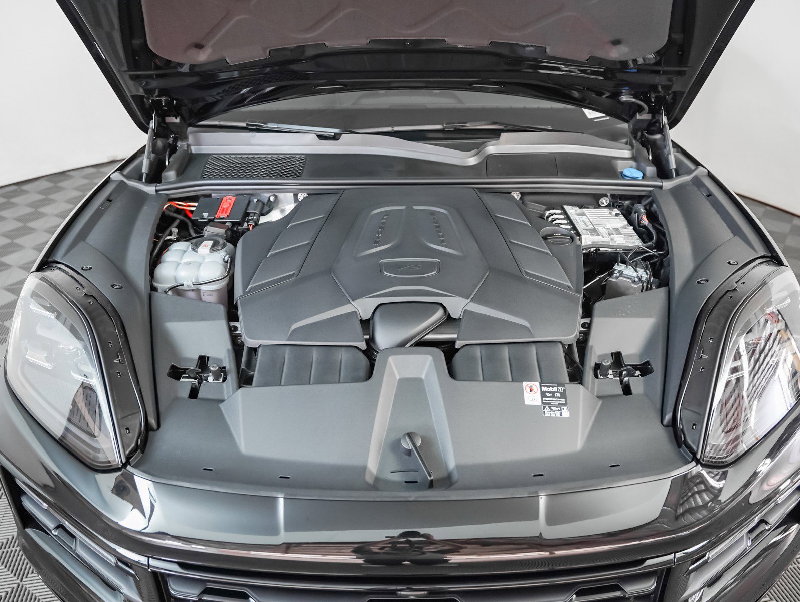 New 2026 Porsche Cayenne image 13
