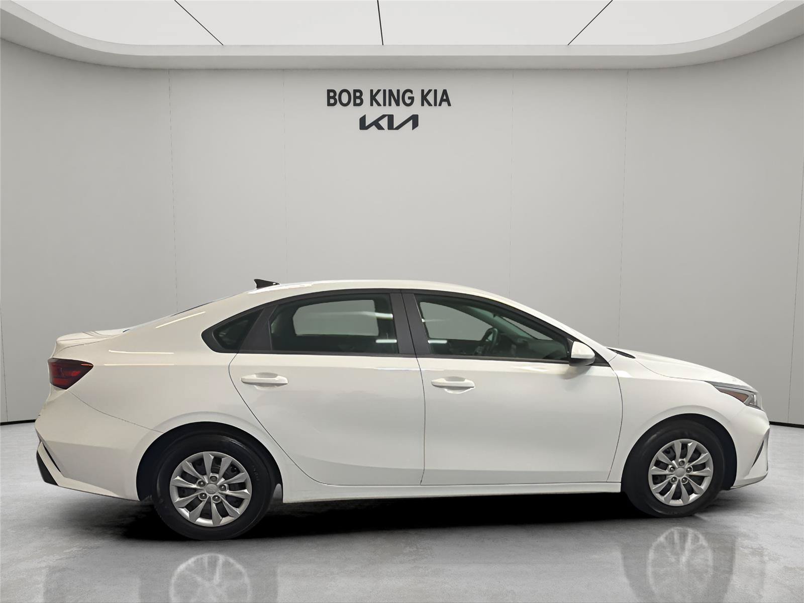 Used 2024 Kia Forte LX FWD image 6