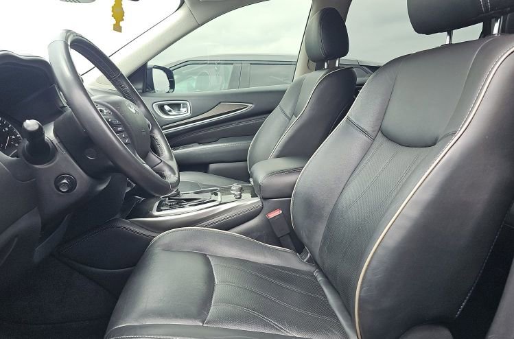 Used 2020 INFINITI QX60 Luxe w/ Essential Package FWD image 5