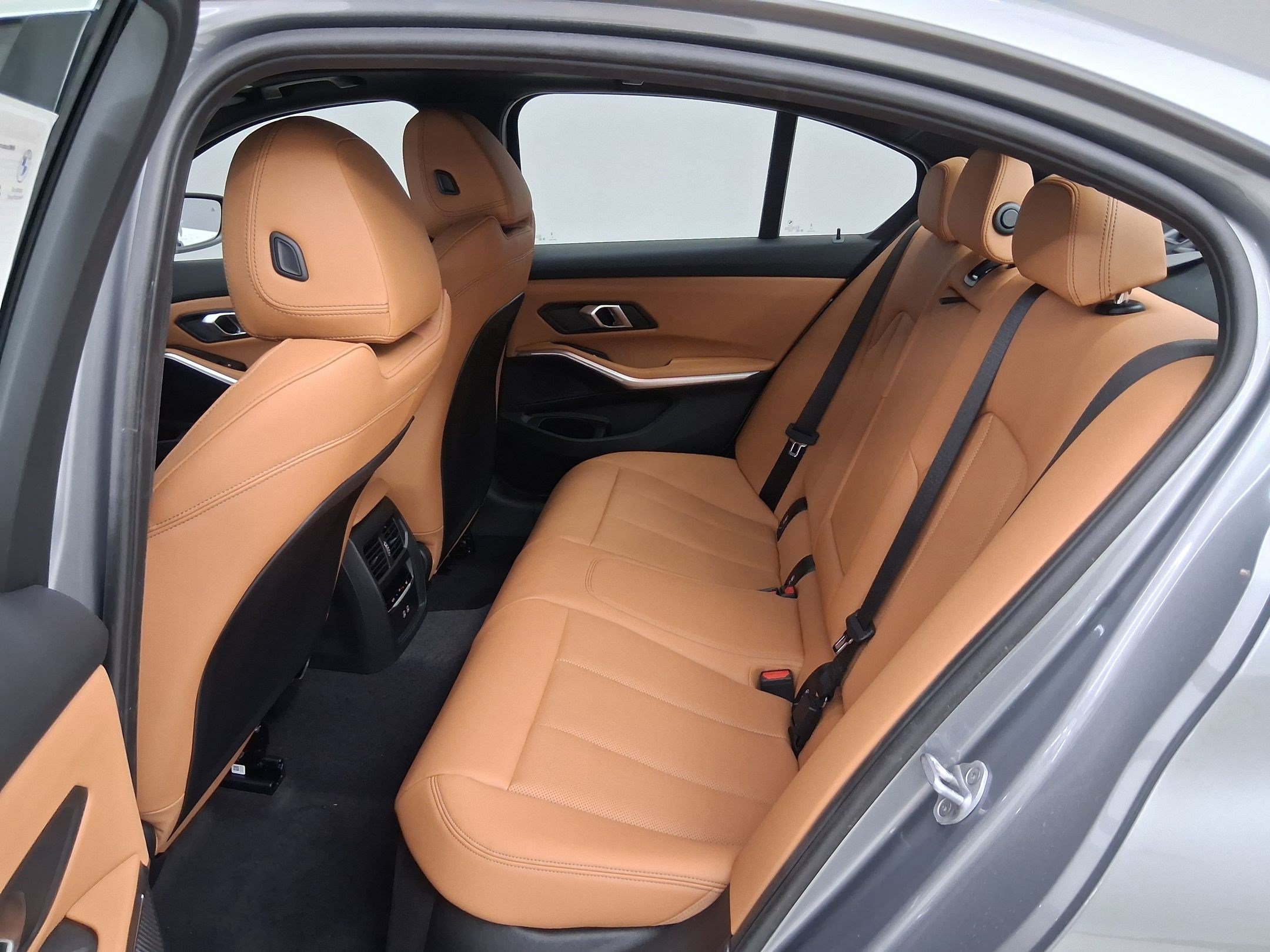 New 2026 BMW 330i Sedan w/ Convenience Package RWD image 14