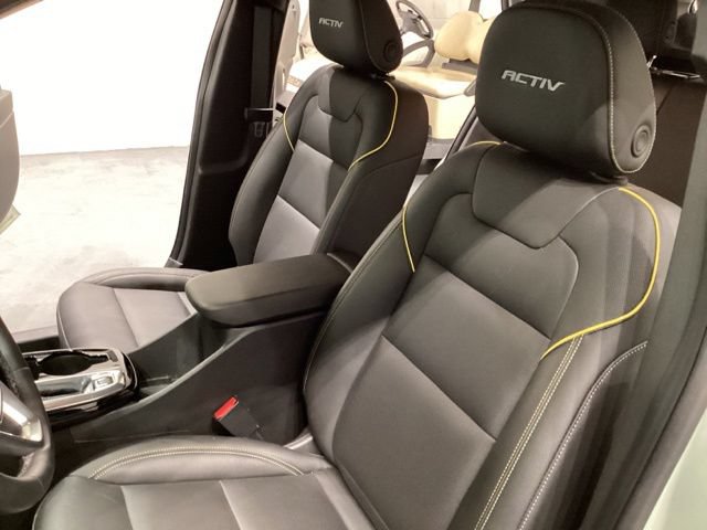 Used 2024 Chevrolet Trax ACTIV w/ Sunroof Package FWD image 18