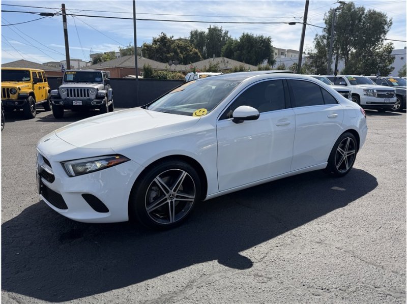 Used 2019 Mercedes-Benz A 220 image 10