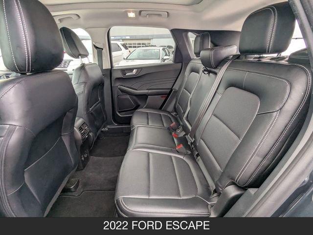 Used 2022 Ford Escape Titanium w/ Class II Trailer Tow Package AWD/4WD image 21