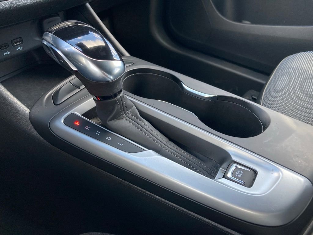 Used 2025 Buick Envista Preferred image 24