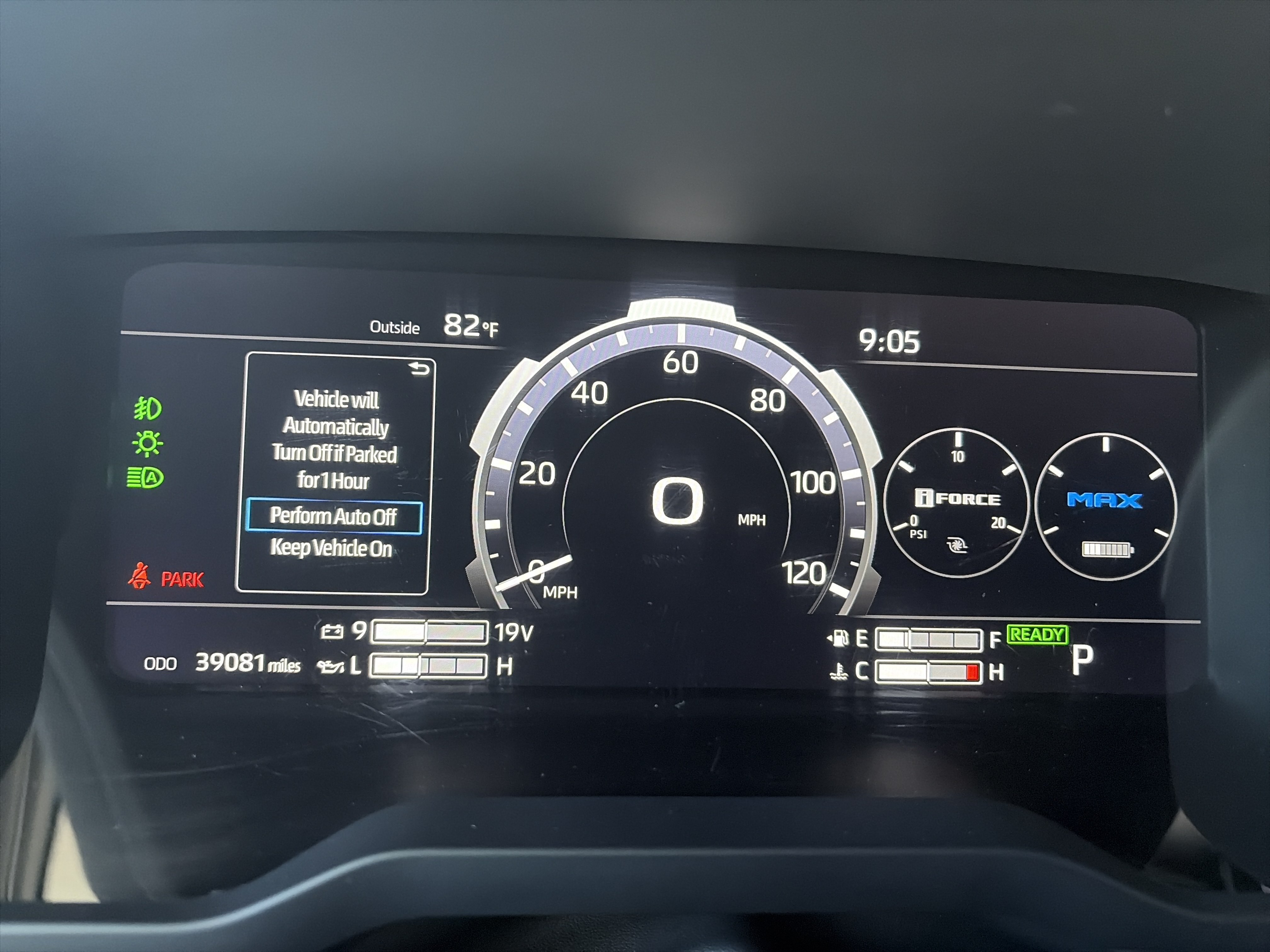 Used 2024 Toyota Sequoia Platinum AWD/4WD image 32