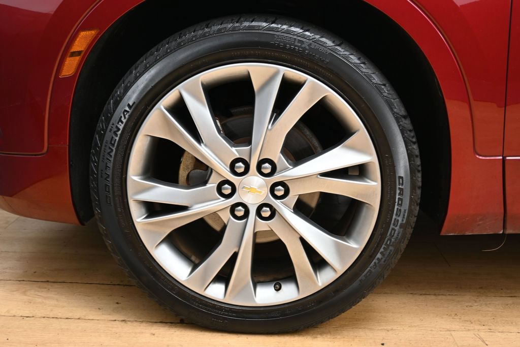 Used 2019 Chevrolet Blazer Premier w/ Sun and Wheels Package FWD image 11