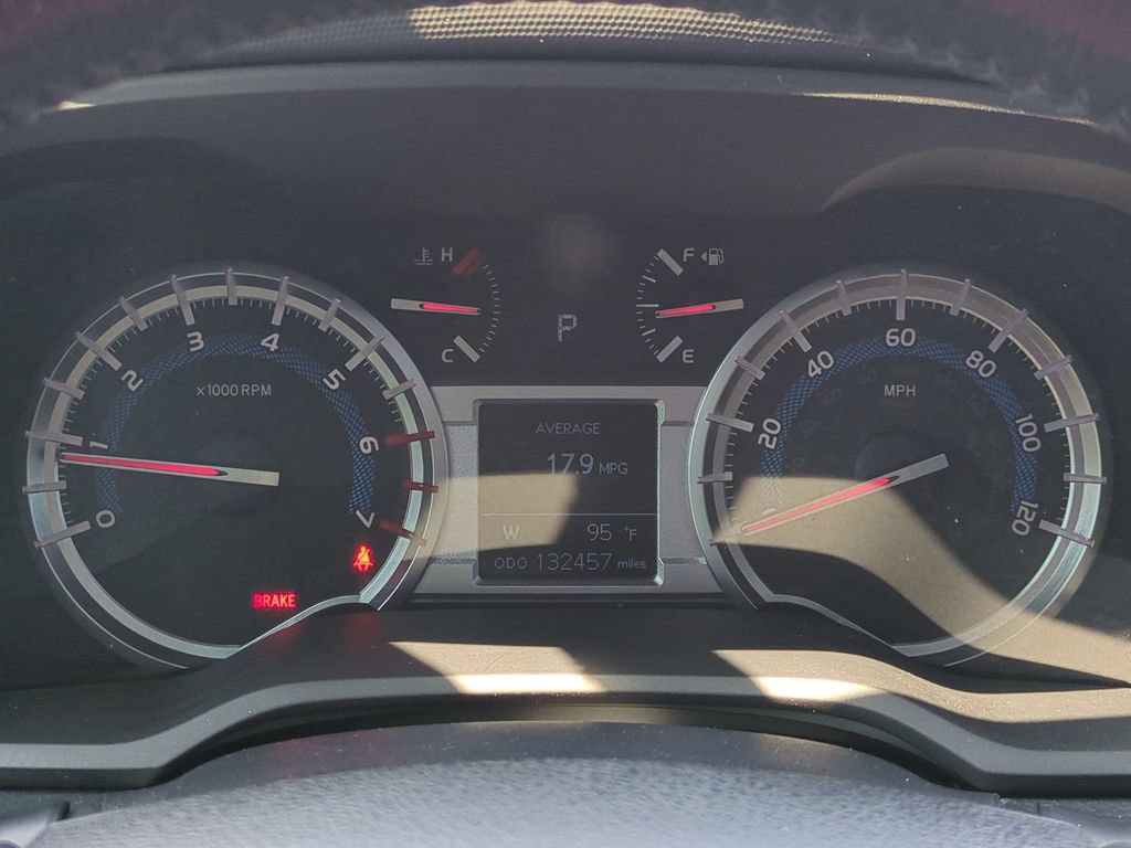Used 2016 Toyota 4Runner Limited AWD/4WD image 18