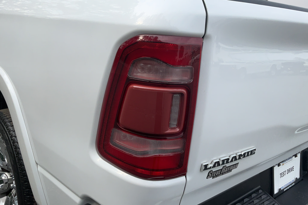Used 2019 RAM 1500 Laramie AWD/4WD image 27