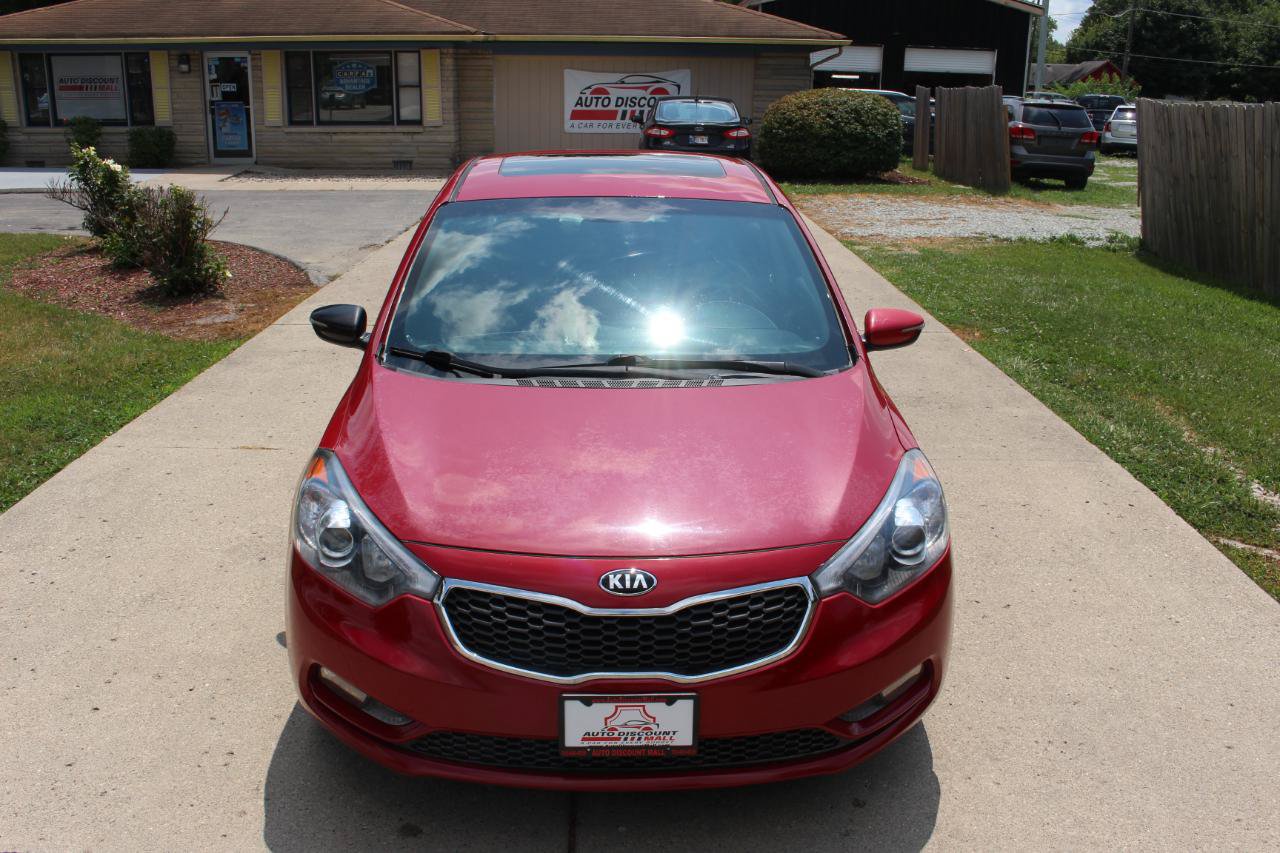 Used 2016 Kia Forte EX w/ EX Premium Package FWD image 4