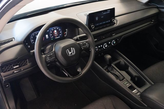 Used 2024 Honda Accord EX image 3