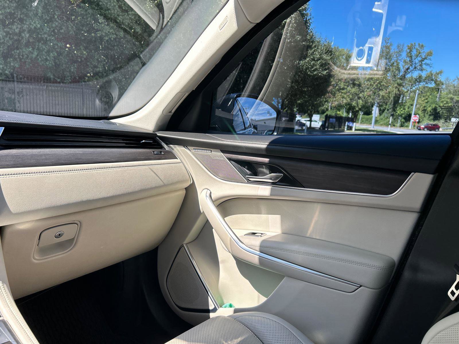 Used 2021 Jaguar F-PACE S image 23