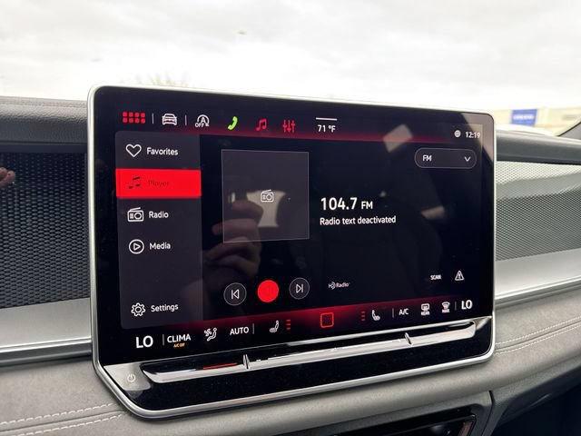 New 2026 Volkswagen Tiguan SE R-Line FWD image 13