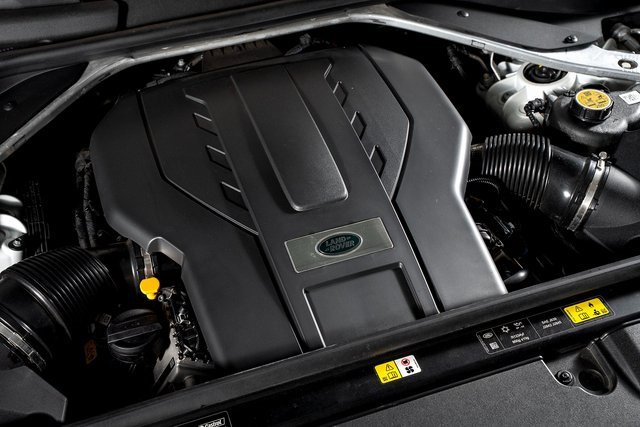 Used 2023 Land Rover Range Rover SE image 11