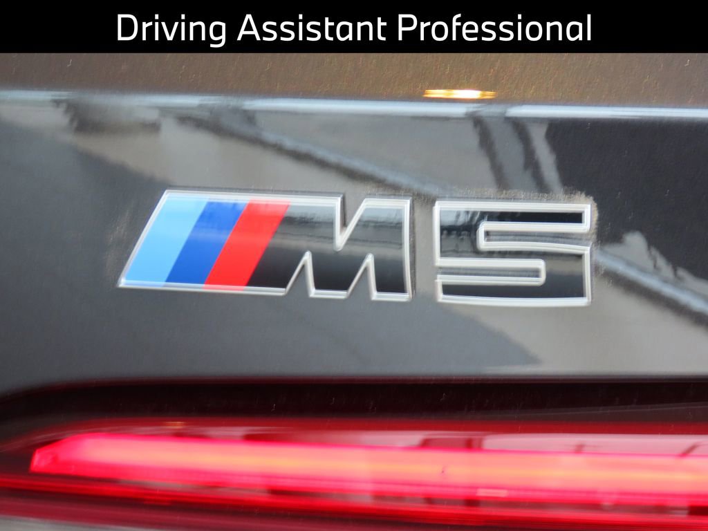 New 2026 BMW M5 Touring image 18