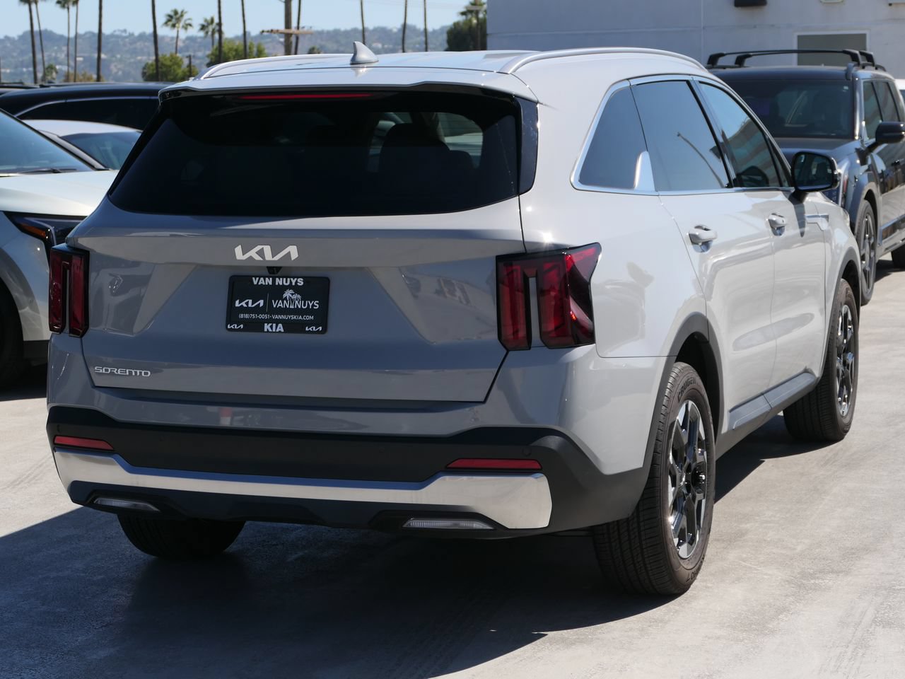 Certified 2026 Kia Sorento S FWD image 3