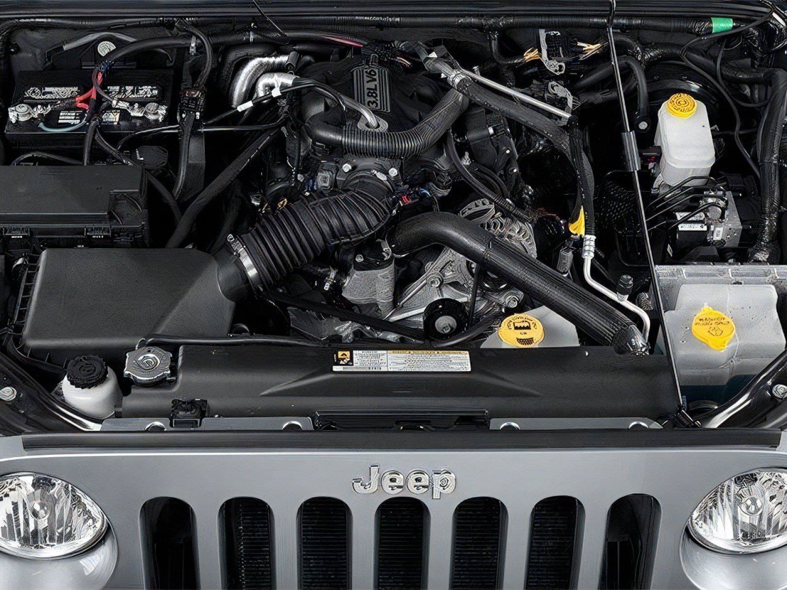 Used 2014 Jeep Wrangler Unlimited Sahara w/ Connectivity Group AWD/4WD image 9