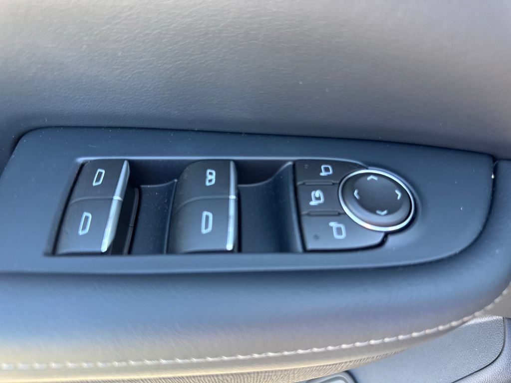 New 2026 Buick Enclave Sport Touring w/ Power Package FWD image 18