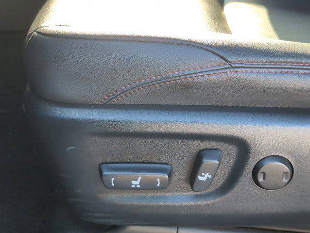 Used 2024 Toyota 4Runner TRD Off-Road Premium image 10