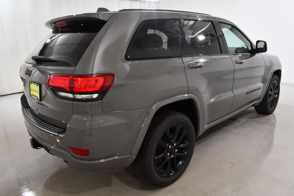 Used 2021 Jeep Grand Cherokee Laredo X AWD/4WD image 11
