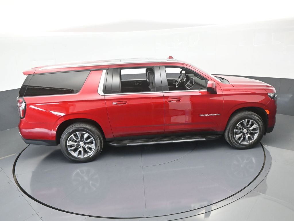 Used 2024 Chevrolet Suburban LT image 57