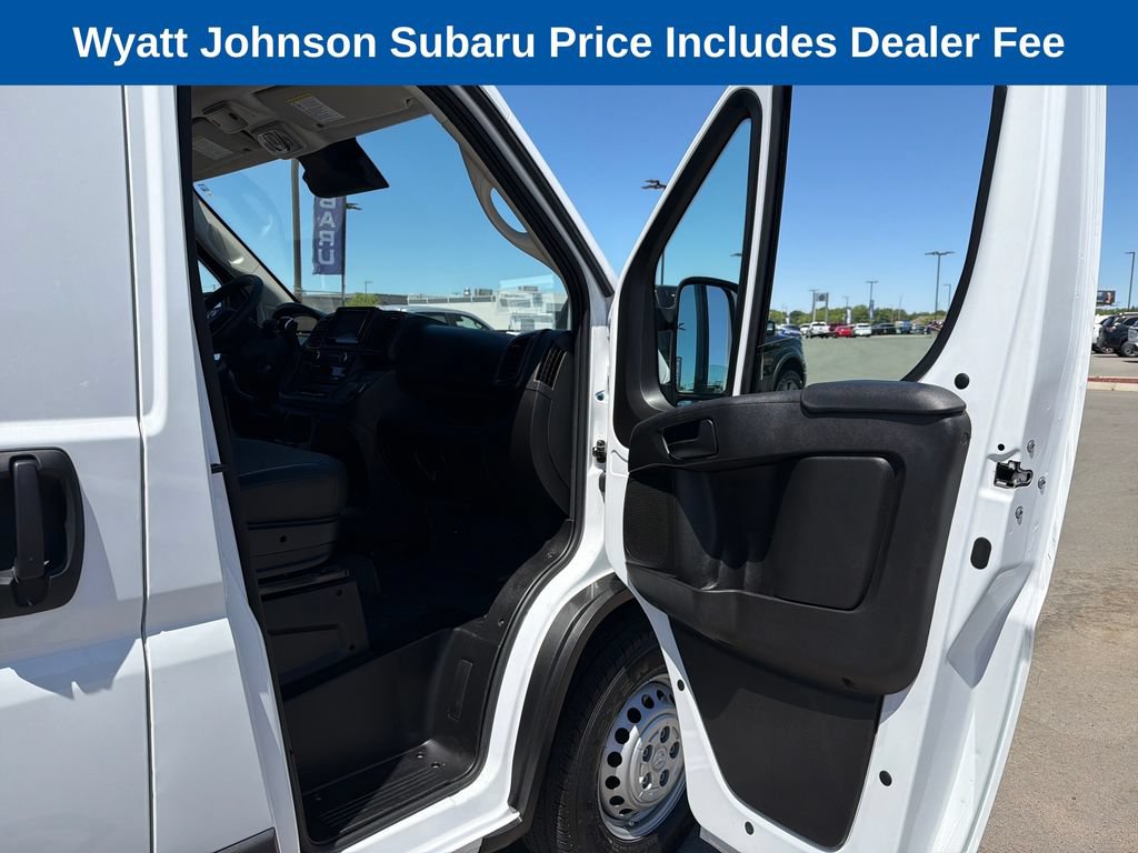 Used 2025 RAM ProMaster 2500 w/ Convenience Group FWD image 30