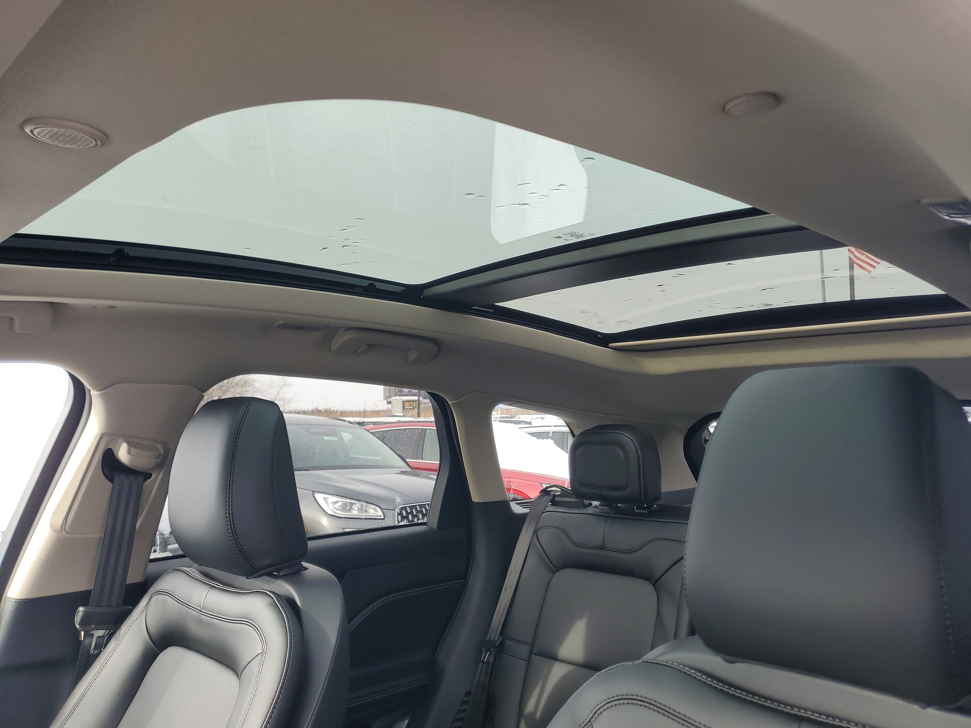 New 2026 Lincoln Corsair Premiere image 11