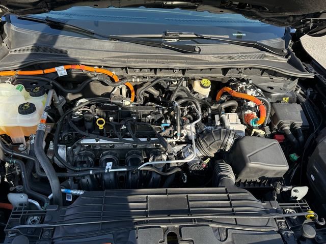 Used 2022 Ford Escape Titanium image 18