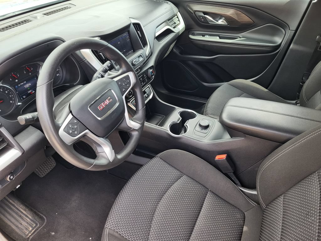 Used 2024 GMC Terrain SLE AWD/4WD image 10