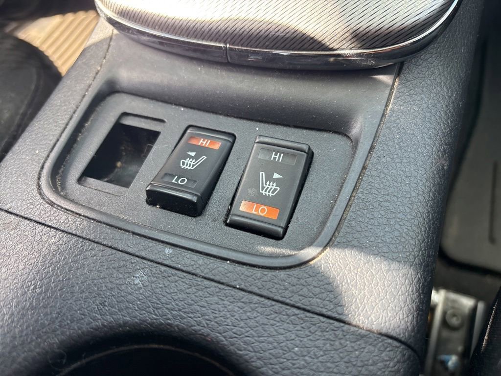 Used 2015 Nissan Sentra SR FWD image 5