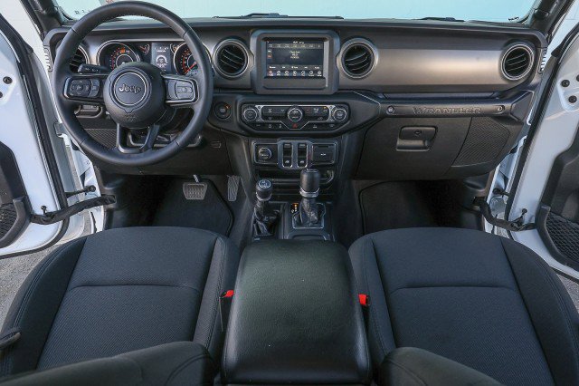 Used 2023 Jeep Wrangler Sport S image 34