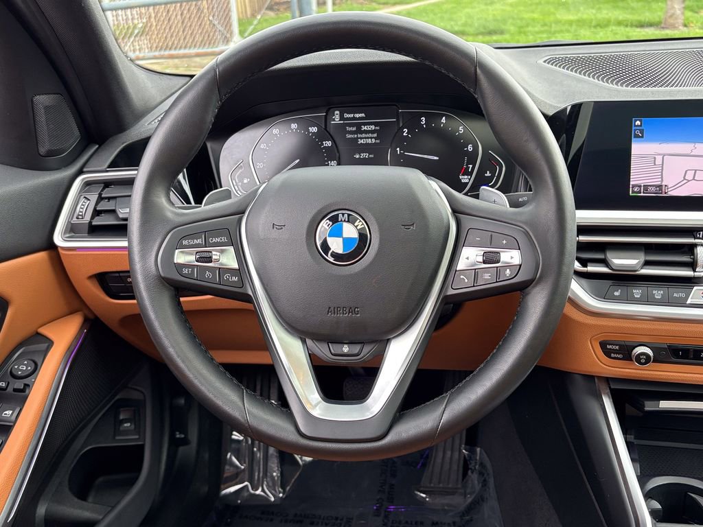 Certified 2022 BMW 330i xDrive Sedan w/ Driving Assistance Package AWD/4WD image 27