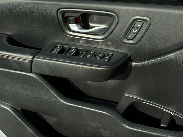 Used 2025 Honda Pilot TrailSport image 35