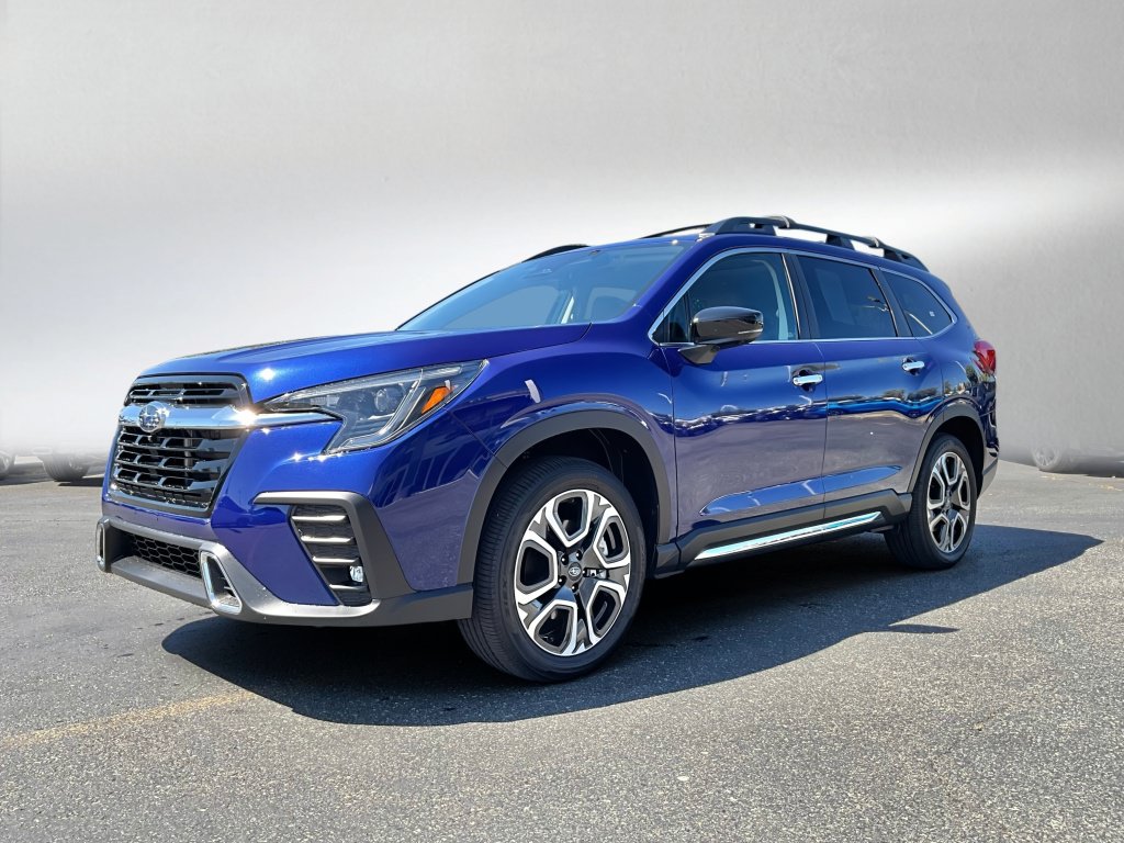 Used 2026 Subaru Ascent Touring w/ Popular Package #2 AWD/4WD image 3
