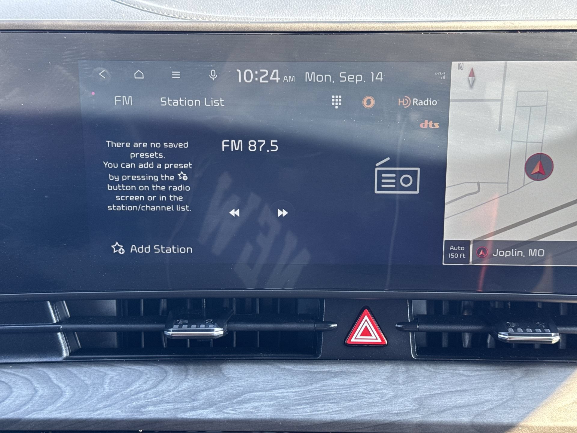 Used 2025 Kia Sportage X-Line w/ Premium Package AWD/4WD image 16