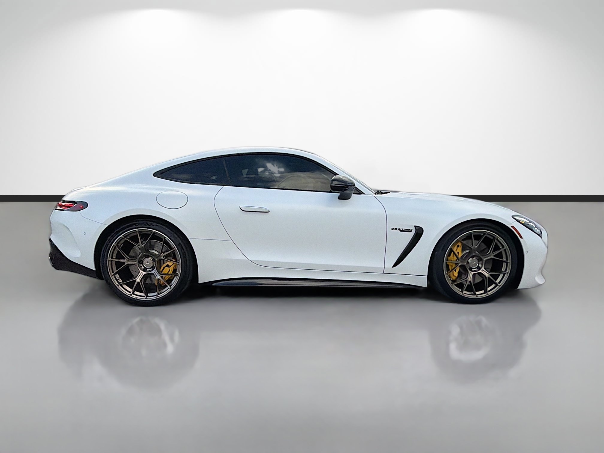 Used 2025 Mercedes-Benz AMG GT 63 image 2