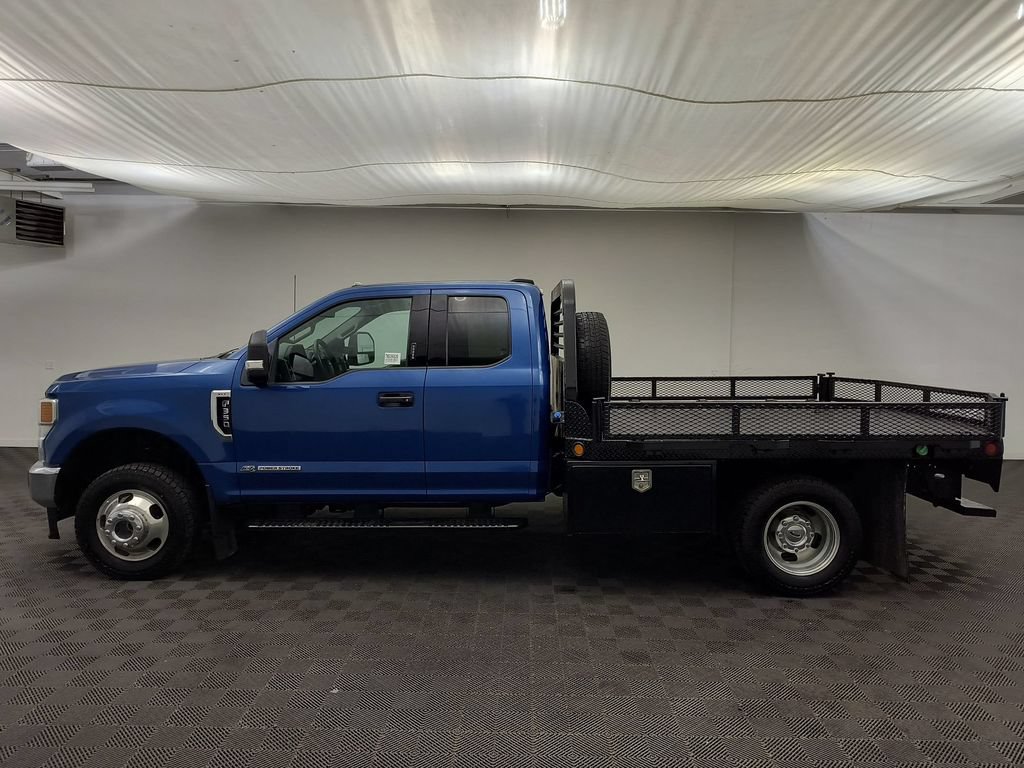 Used 2022 Ford F350 XLT w/ XLT Value Package AWD/4WD image 2