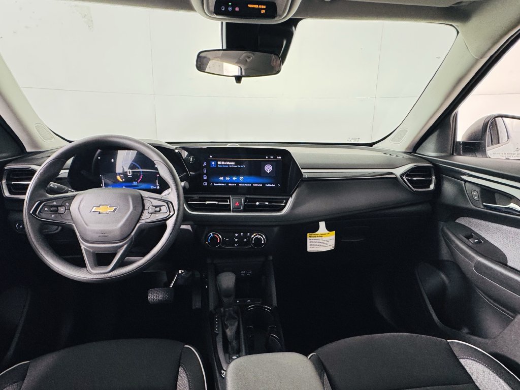 Used 2026 Chevrolet TrailBlazer LS w/ LS Convenience Package FWD image 20