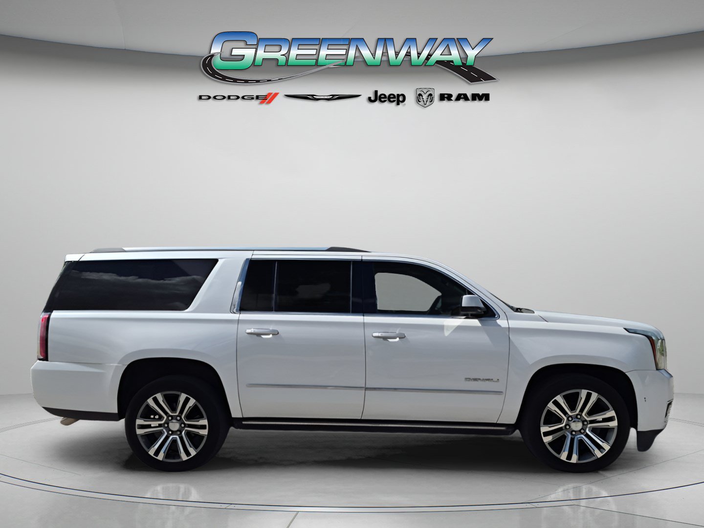 Used 2019 GMC Yukon XL Denali w/ Denali Ultimate Package RWD image 4